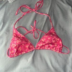 Cute pink garage bikini top size medium!